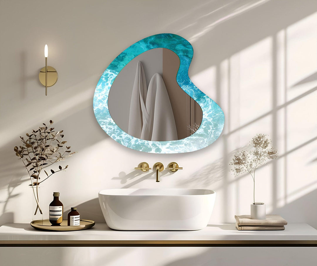 Decorative wall mirror featuring elegant details to enhance your home’s ambiance
