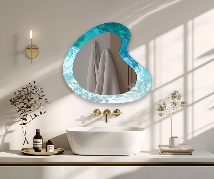 Decorative wall mirror featuring elegant details to enhance your home’s ambiance
