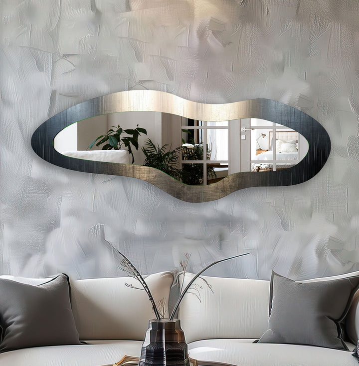Asymmetrischer langer Wandspiegel in Metallic-Grau