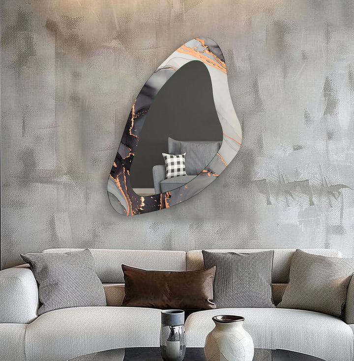 Grauer moderner asymmetrischer Wandspiegel aus Glas