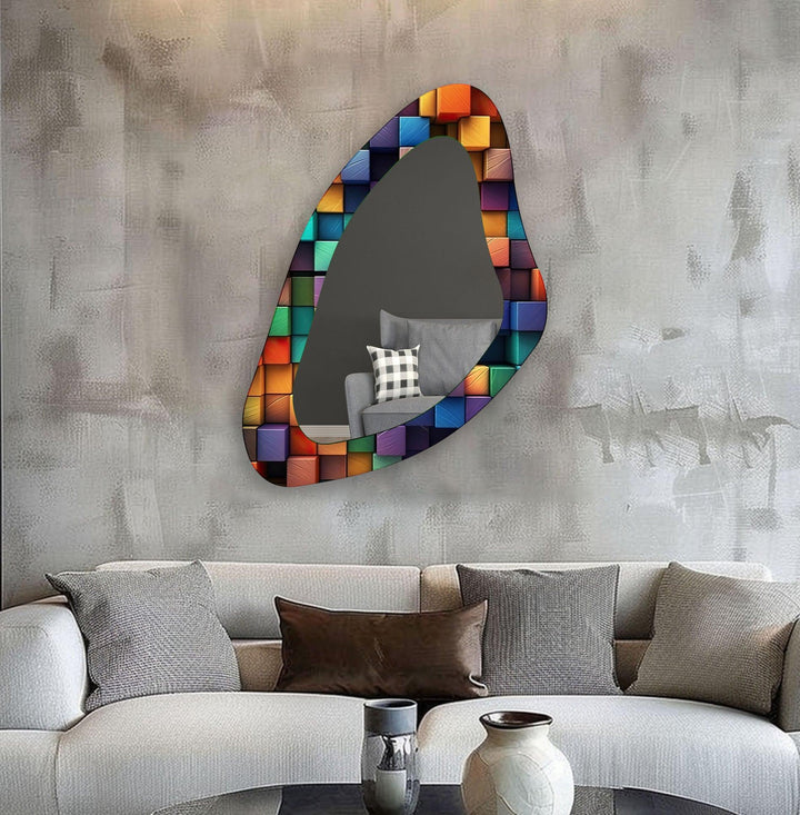 Farbenfroher, moderner, ästhetischer Wandspiegel aus Glas