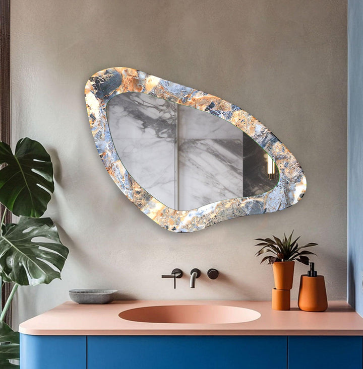 Decorative wall mirror featuring elegant details to enhance your home’s ambiance

