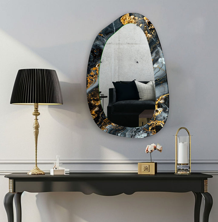 Badezimmer-Wandspiegel aus grauem und goldenem Marmor