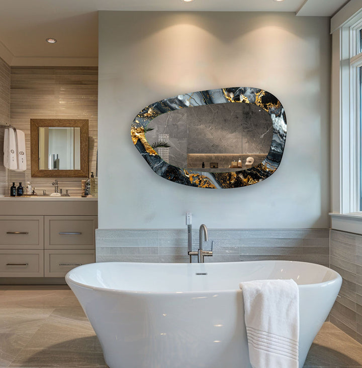 Badezimmer-Wandspiegel aus grauem und goldenem Marmor