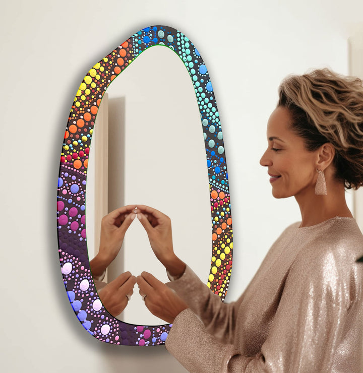 Decorative wall mirror featuring elegant details to enhance your home’s ambiance
