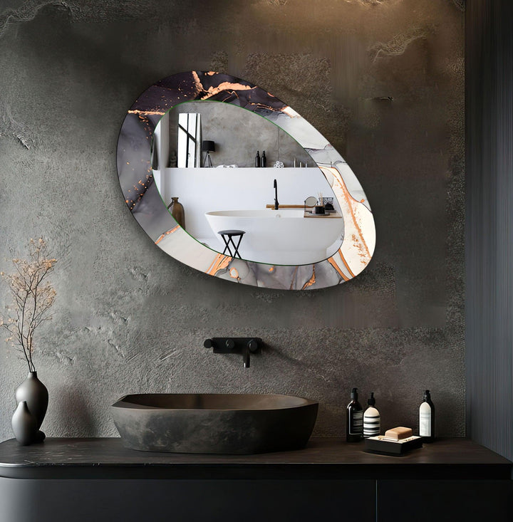 Wall mirrors combining modern aesthetics with classic elegance for timeless appeal
