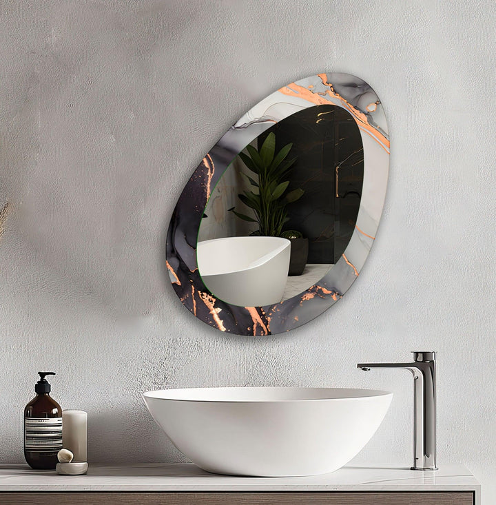 Decorative wall mirror featuring elegant details to enhance your home’s ambiance
