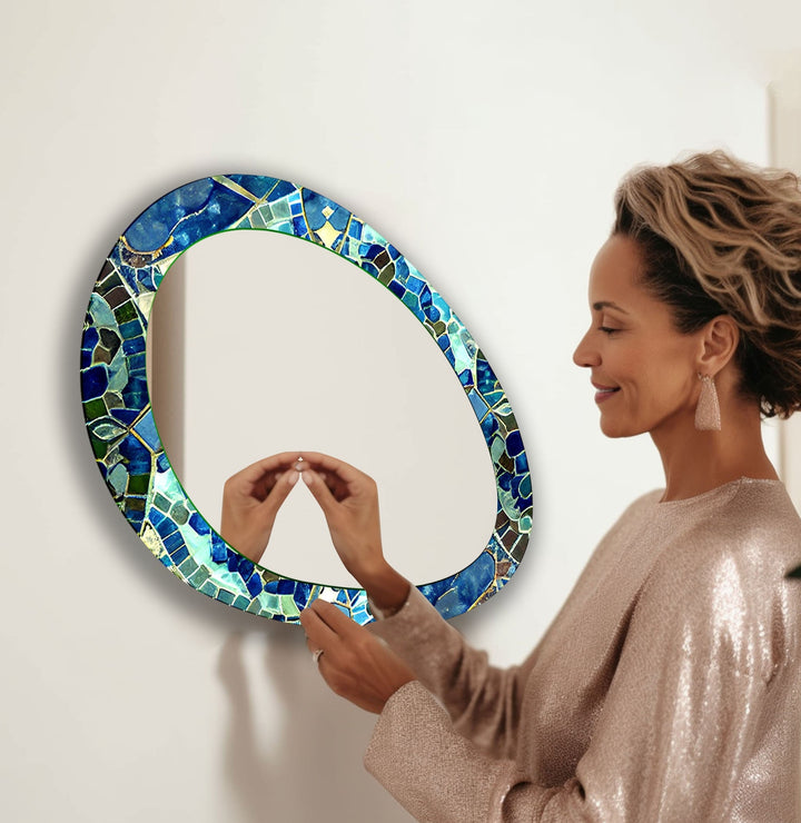 Mirror wall decor with creative frames and reflective details to elevate your home interior
