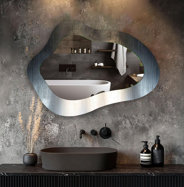 Moderner Wandspiegel in Metallic-Grau für den Eingangsbereich
