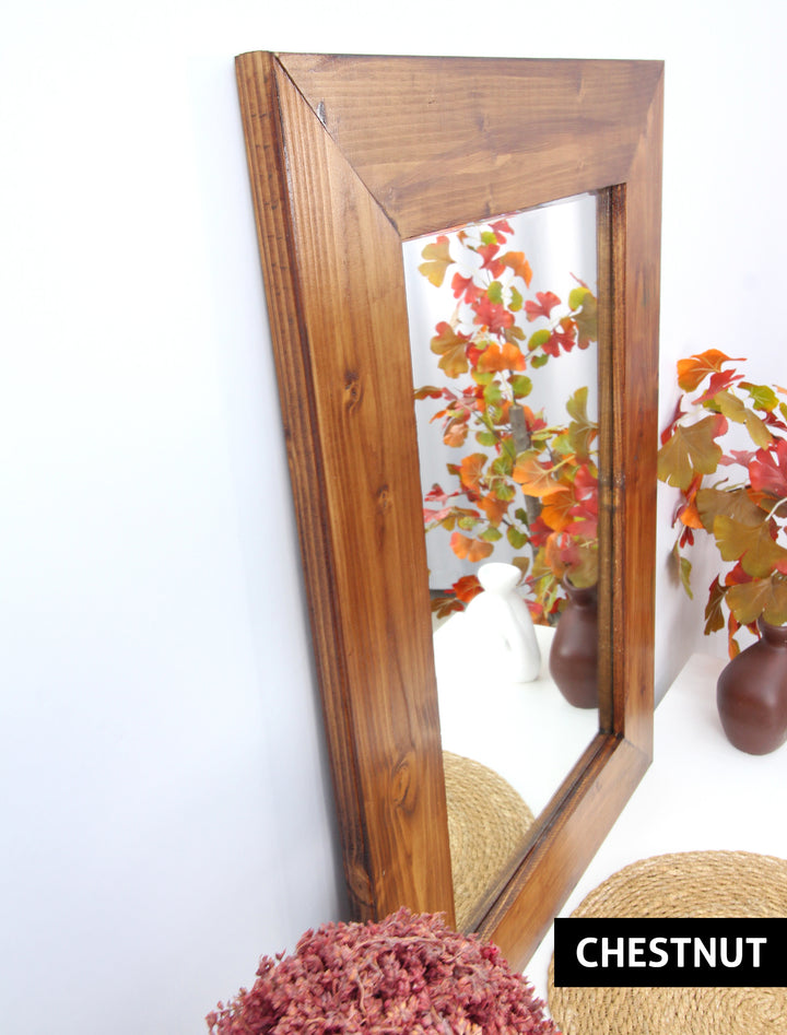 Natürlicher Wandspiegel aus Holz