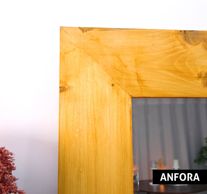 Natürlicher Wandspiegel aus Holz