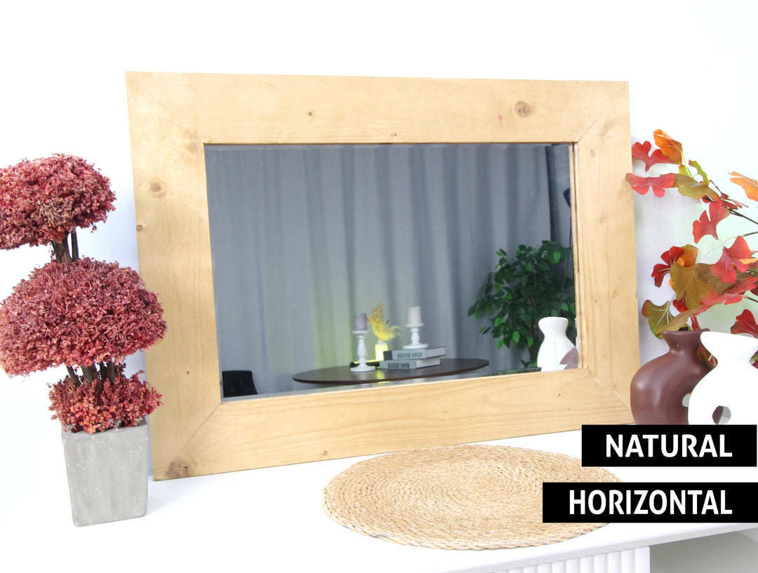 Natürlicher Wandspiegel aus Holz