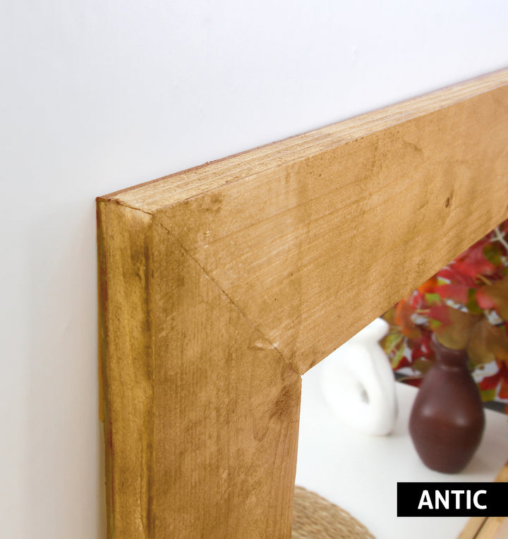 Natürlicher Wandspiegel aus Holz