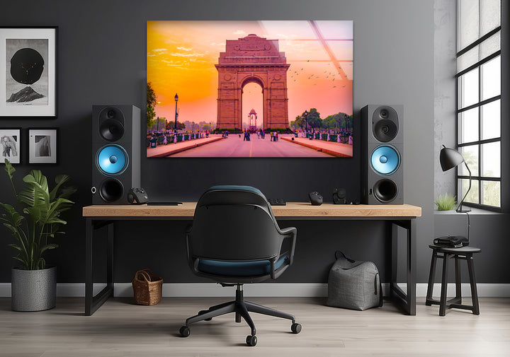 India Gate Glaswandkunst – Atemberaubender Blick auf das Wahrzeichen Delhis bei Sonnenuntergang