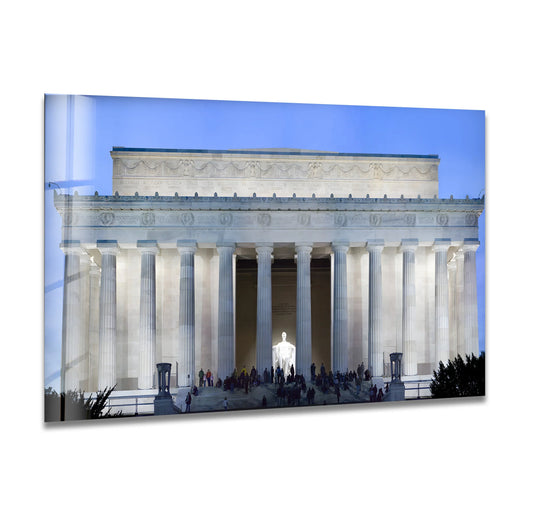 Frozen in time, the Lincoln Memorial tempered glass wall art captures an architectural masterpiece, illuminated and still against the tranquil evening sky.