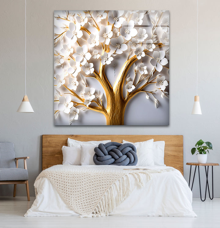 Golden Blooming Tree Wandkunst – Weißer Blumenglasdruck für elegantes Dekor