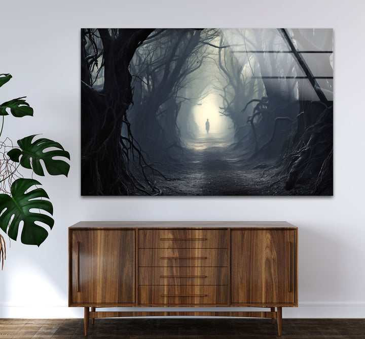 Geheimnisvoller Waldweg Wandkunst – Dunkler Fantasy-Glasdruck für die Inneneinrichtung 