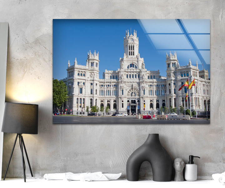 Glaswandkunst im Palacio de Cibeles – Madrids architektonisches Meisterwerk
