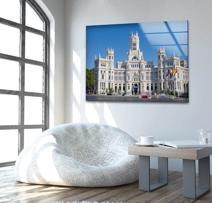 Glaswandkunst im Palacio de Cibeles – Madrids architektonisches Meisterwerk