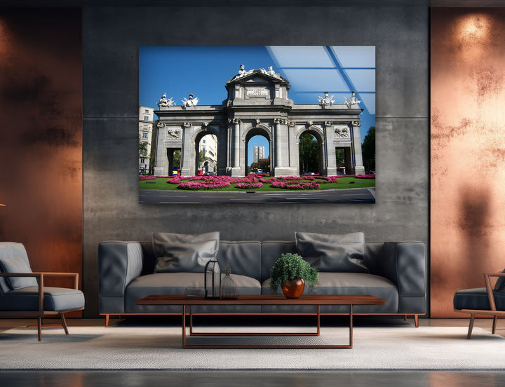 Puerta de Alcalá Glaswandkunst – ikonisches Madrider Denkmal
