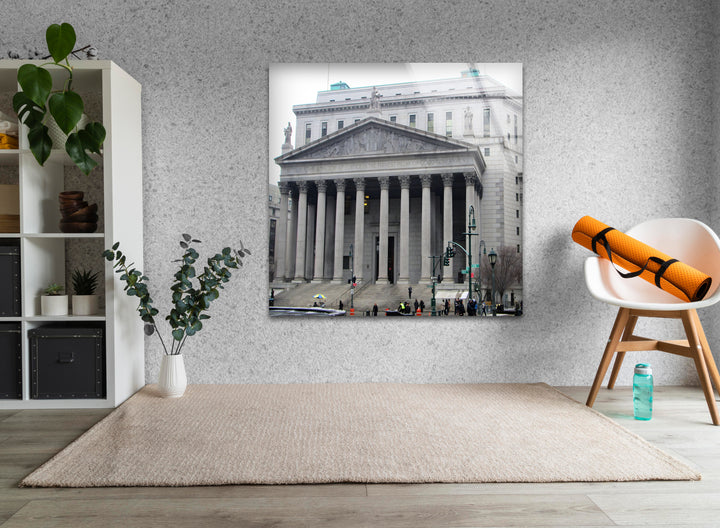 Glaswandkunst des Obersten Gerichtshofs von New York – Kultiges Wahrzeichen von Manhattan