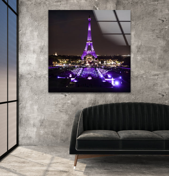 Glaswandkunst Eiffelturm – Beleuchtetes Wahrzeichen von Paris bei Nacht