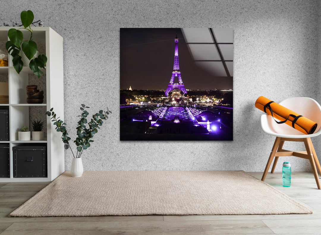 Glaswandkunst Eiffelturm – Beleuchtetes Wahrzeichen von Paris bei Nacht