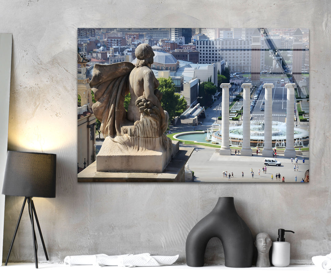 Glaswandkunst am Cibeles-Brunnen – Majestätischer Blick von oben auf Madrids Wahrzeichen
