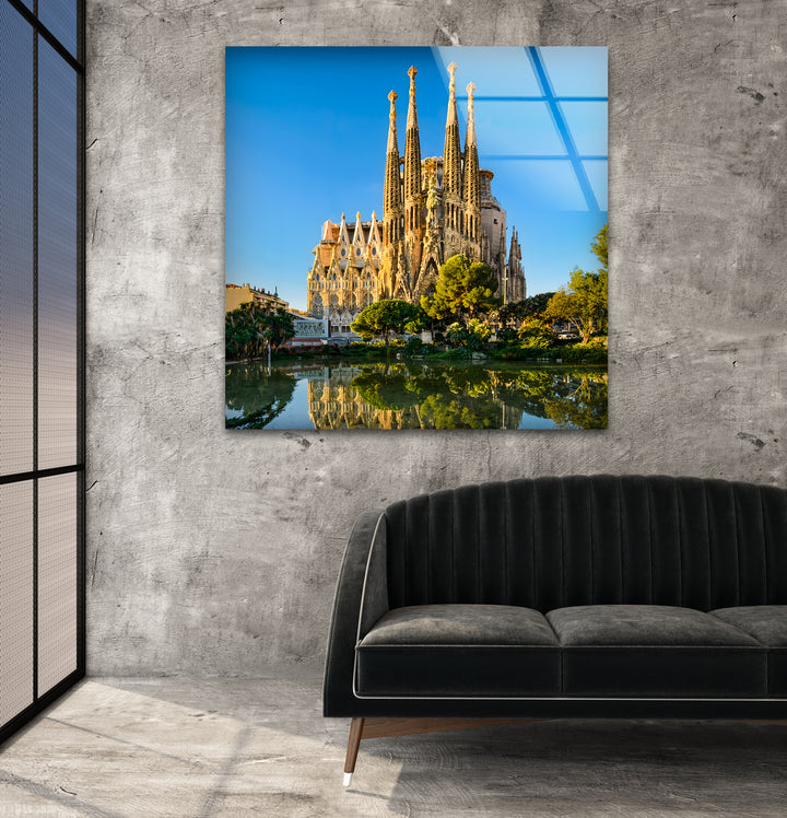 Sagrada Familia Glaswandkunst – Atemberaubender Blick auf Barcelonas berühmte Kathedrale