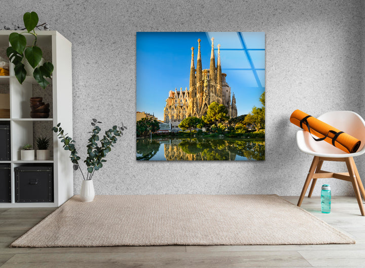 Sagrada Familia Glaswandkunst – Atemberaubender Blick auf Barcelonas berühmte Kathedrale