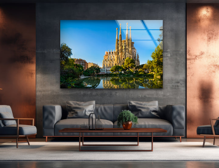 Sagrada Familia Glaswandkunst – Atemberaubender Blick auf Barcelonas berühmte Kathedrale