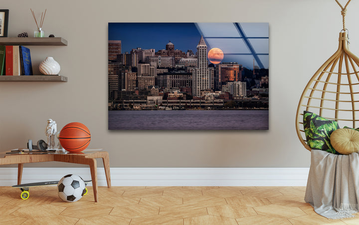 Seattle Skyline Glaswandkunst – Majestätisches Stadtbild mit aufgehendem Mond