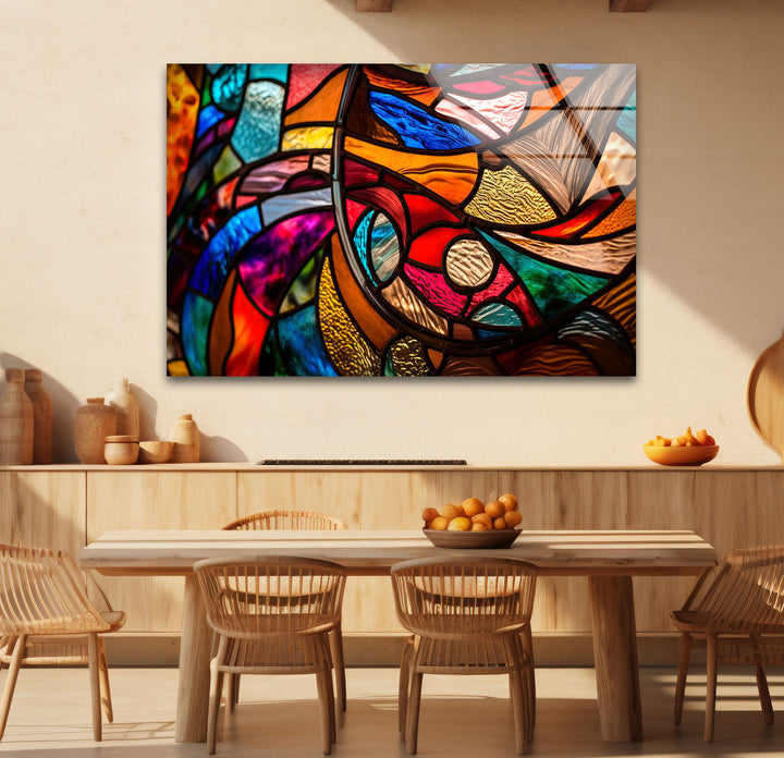 Abstrakte Wanddekoration aus Buntglas – Lebendiges, mehrfarbiges, modernes Fensterdesign 