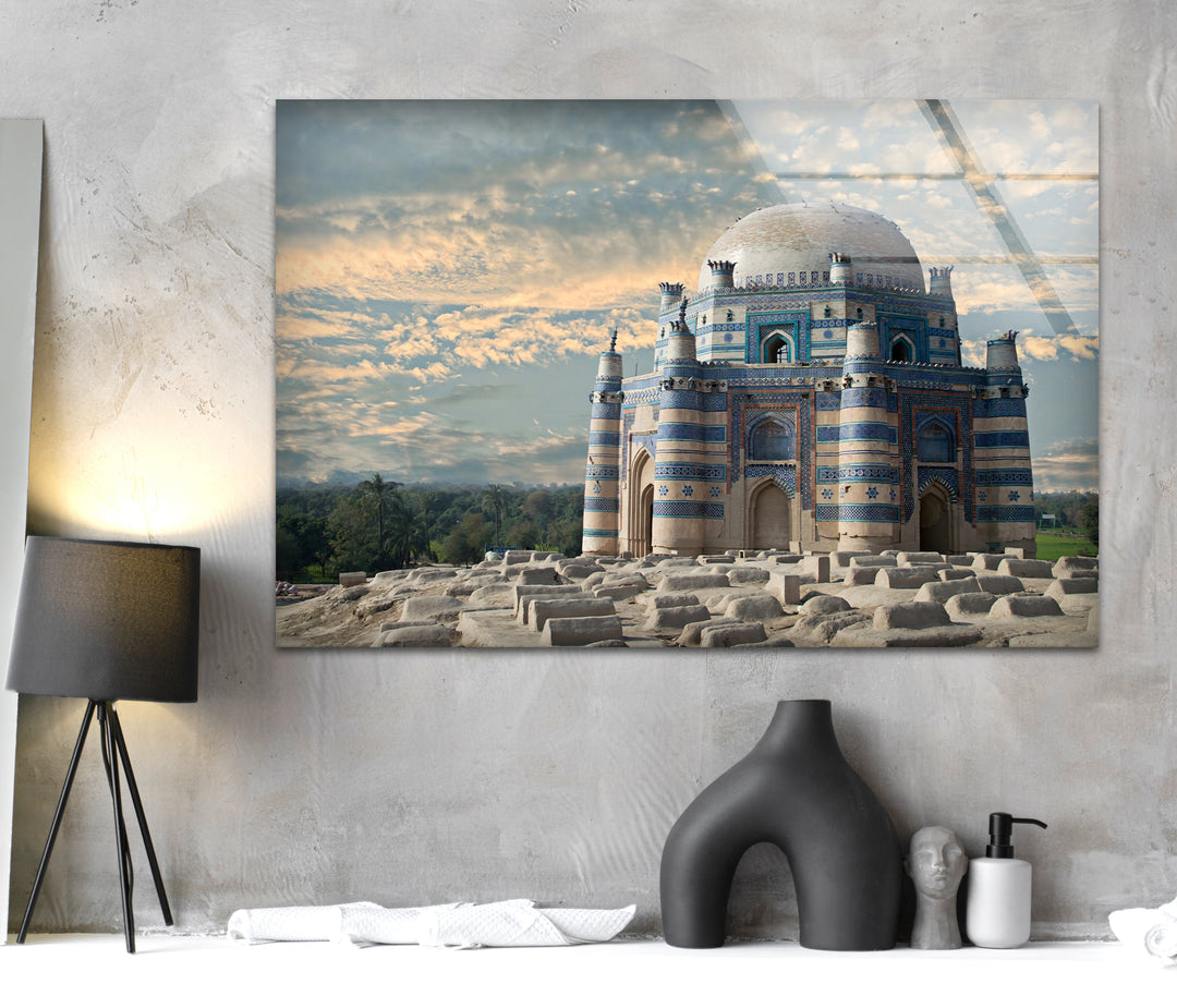 Glaswandkunst zum Grab von Shah Rukn-e-Alam – Majestätisches Grabmal von Multan