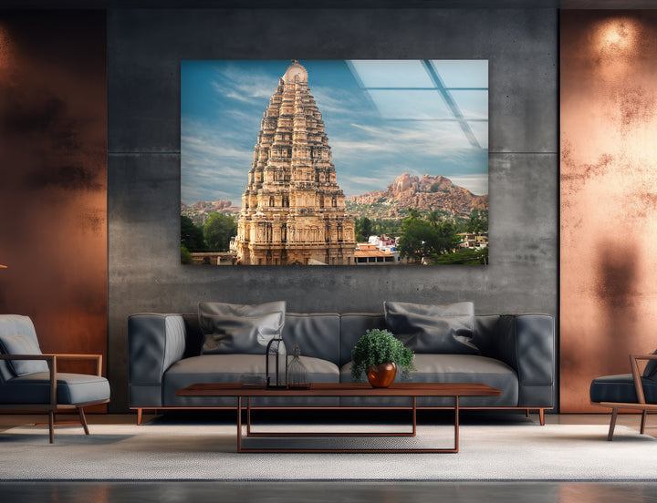 Glaswandkunst im Virupaksha-Tempel – Majestätischer Blick auf Hampis ikonischen antiken Tempel