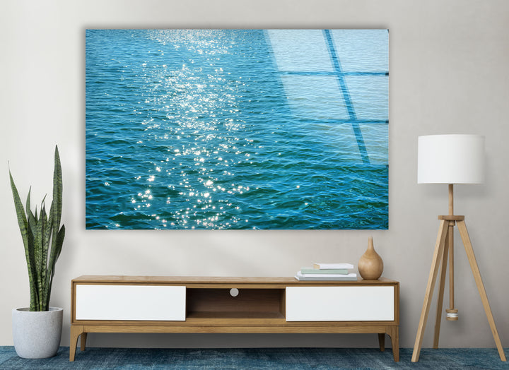 Sonnenbeschienene Meeresoberfläche Wandkunst – Minimalistischer Seeglasdruck 