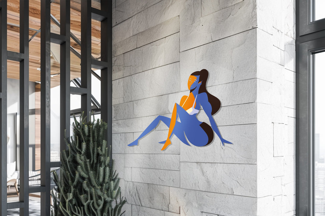 Abstract Sitting Woman Metal Wall Art – Modern Minimalist Home Decor