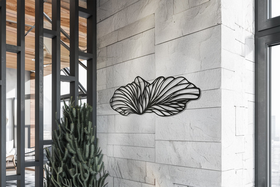 Flowing Petal Metal Wall Art – Modern Abstract Floral-Inspired Décor