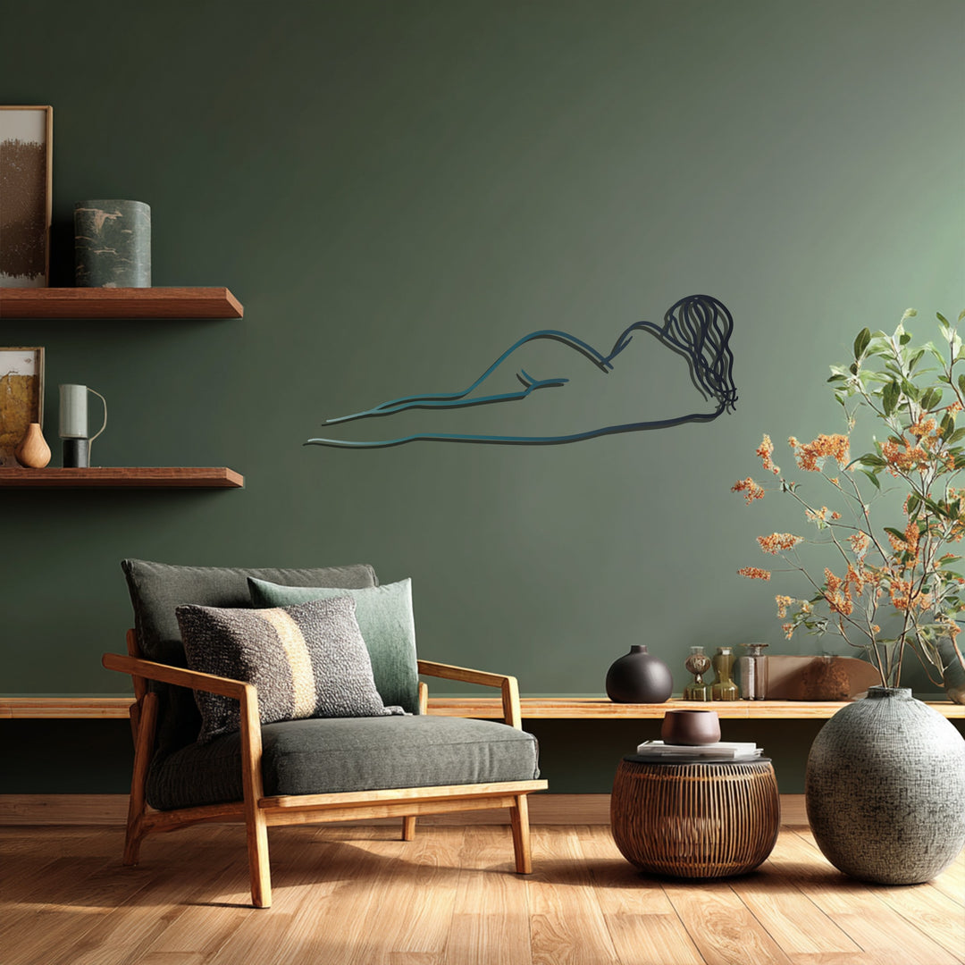 Reclining Grace – Minimalist Female Silhouette Metal Wall Art