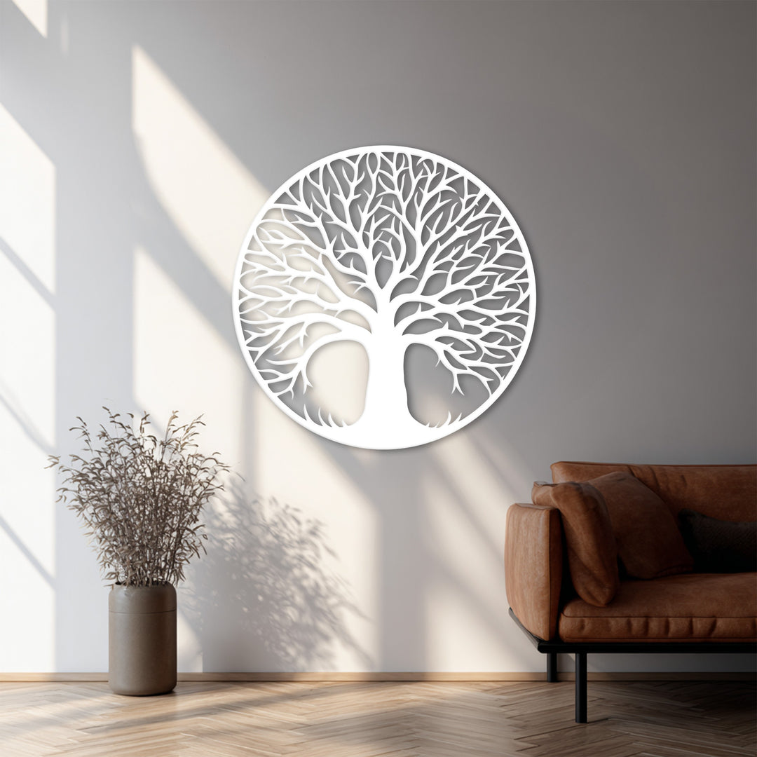 الجذور الأبدية – حياة الشجرة فن جداري معدني