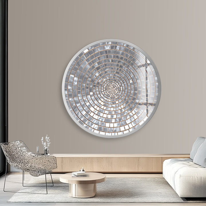 Silver Echo – Round Glass Wall Art