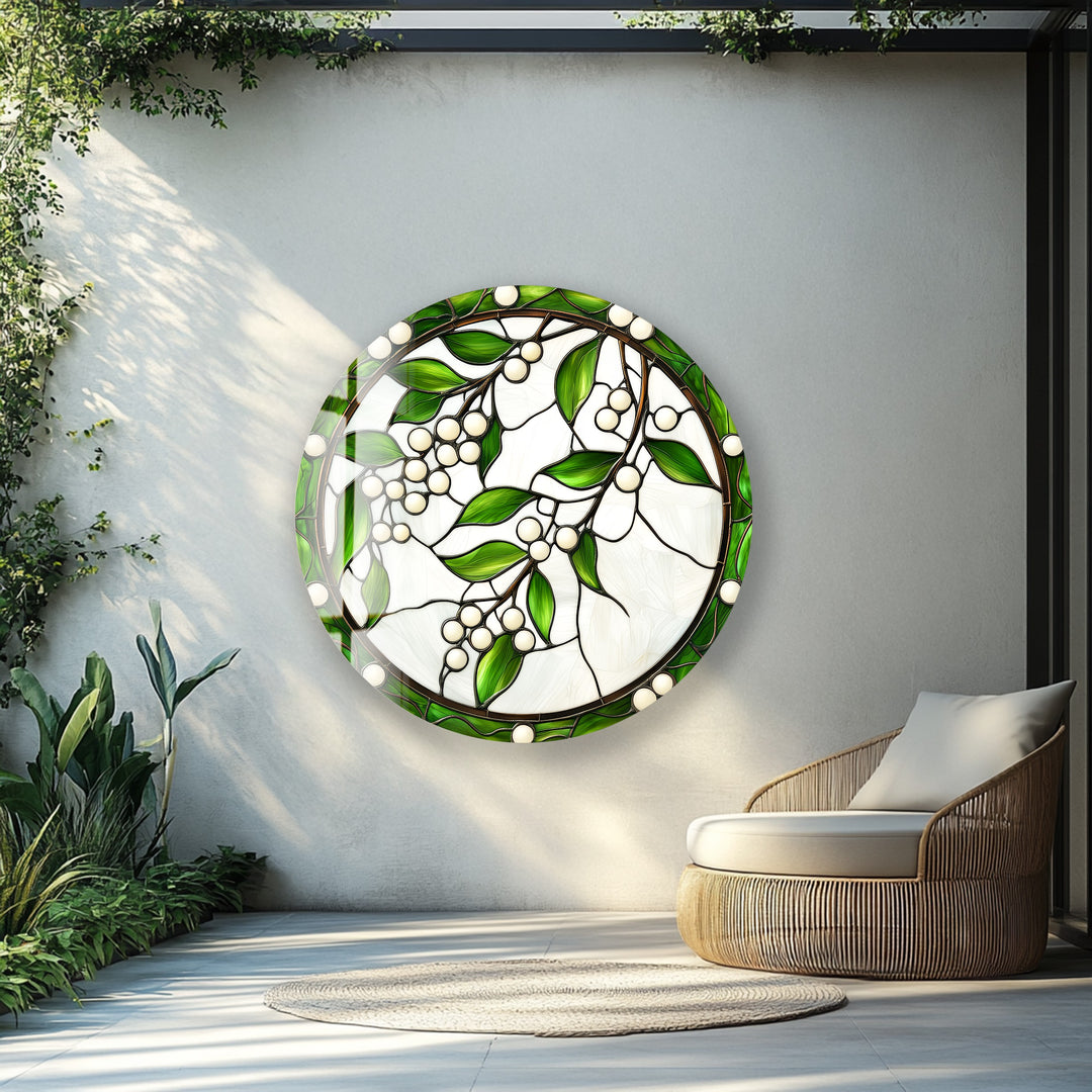 Emerald Berry Vines – Round Glass Wall Art