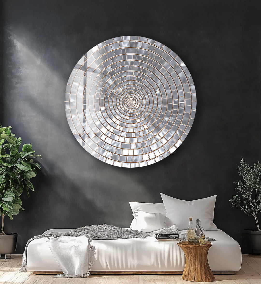 Silver Echo – Round Glass Wall Art