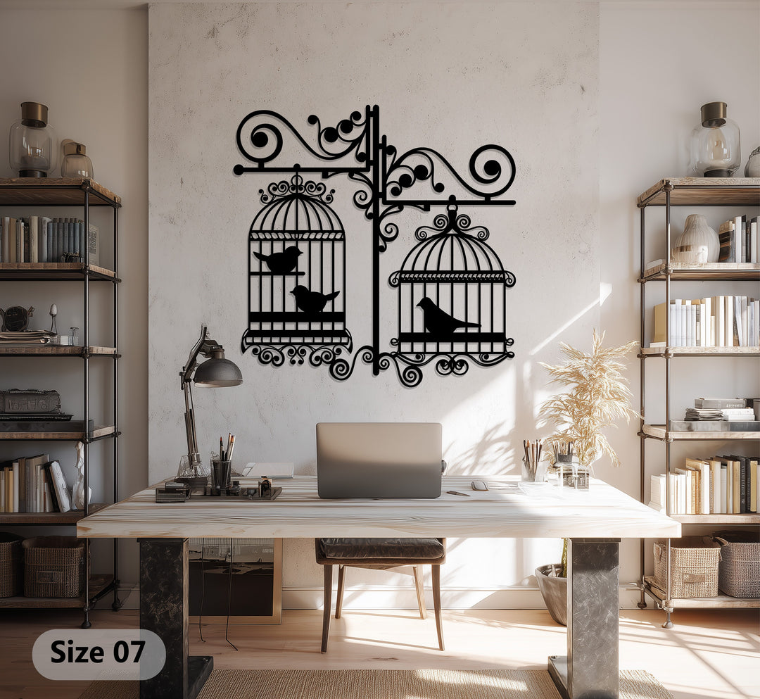 طيور مغردة من العصر الفيكتوري – قفص طيور مزخرف فن جداري معدني