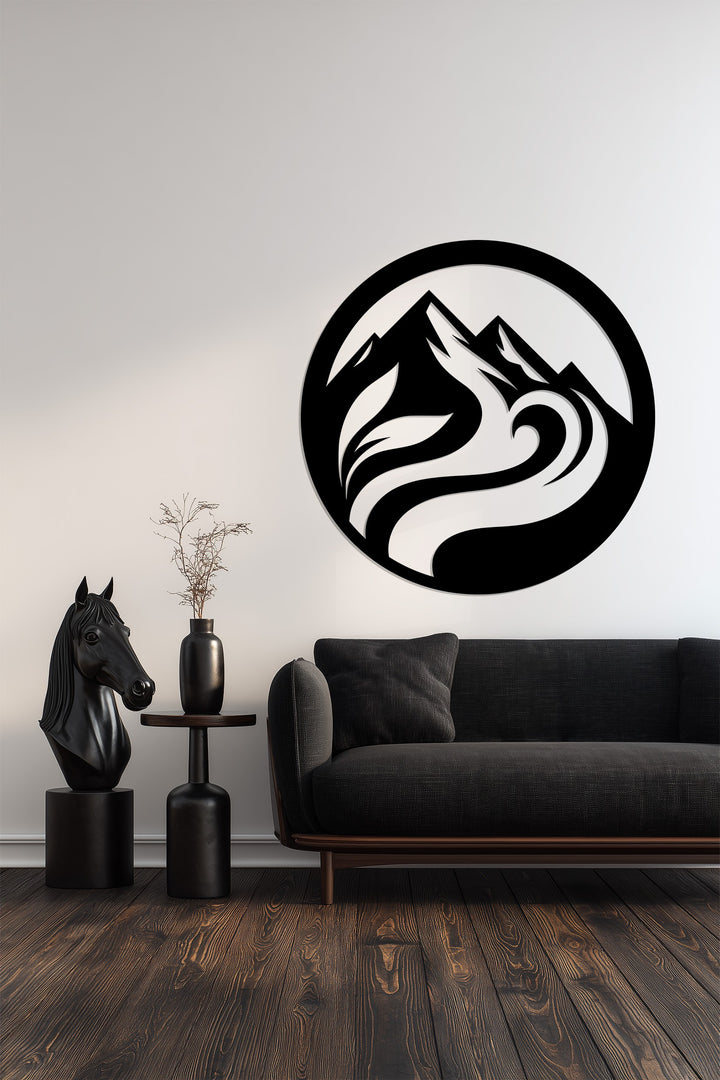 Nature inspired circle metal wall decoration