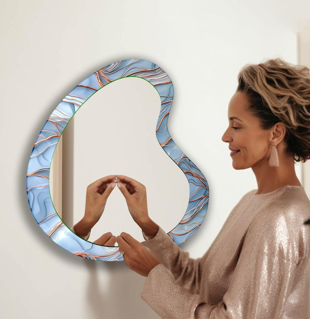 Decorative wall mirror featuring elegant details to enhance your home’s ambiance
