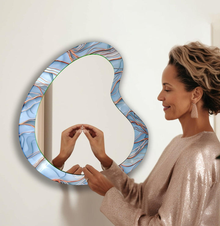 Decorative wall mirror featuring elegant details to enhance your home’s ambiance

