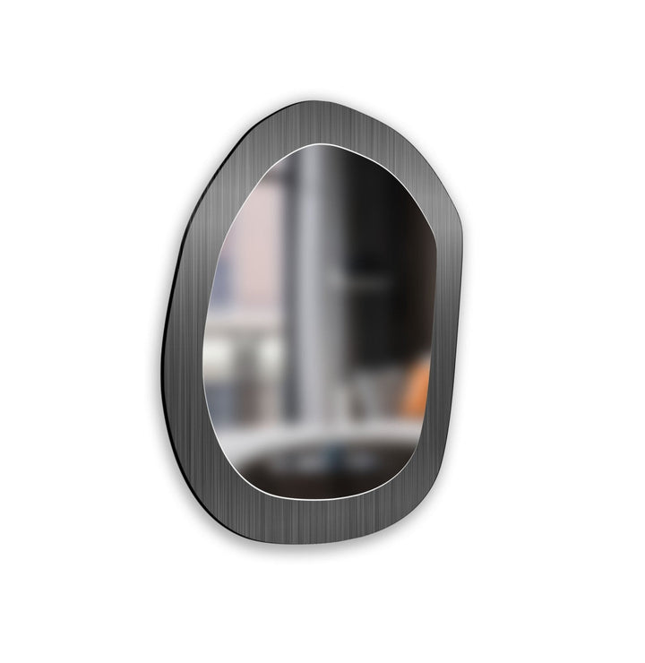 Asymmetrischer Wandspiegel aus Metall