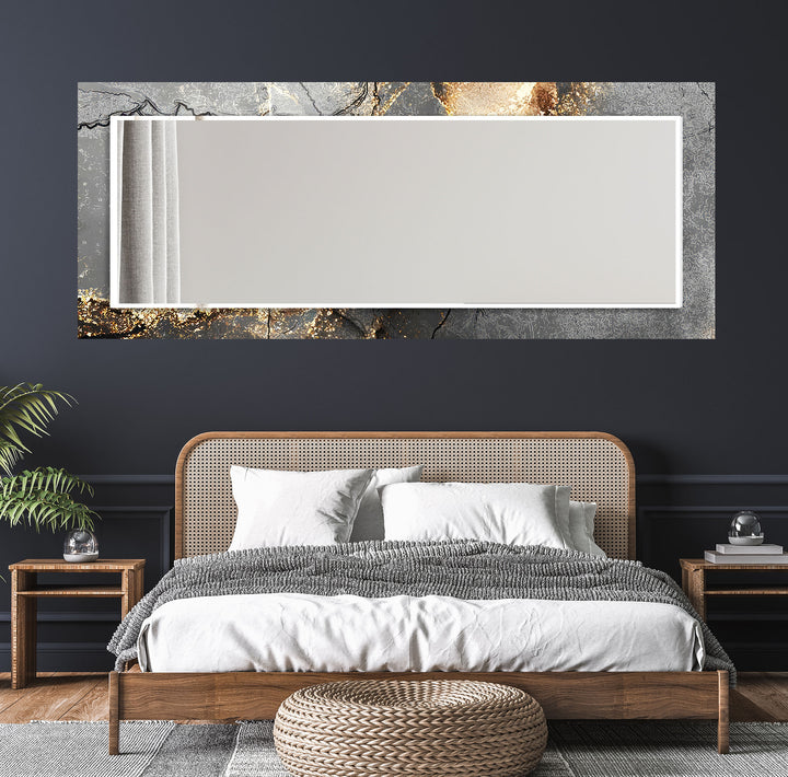 Silberner Wandspiegel aus Rauchglas – Modernes metallisches Marmordesign 