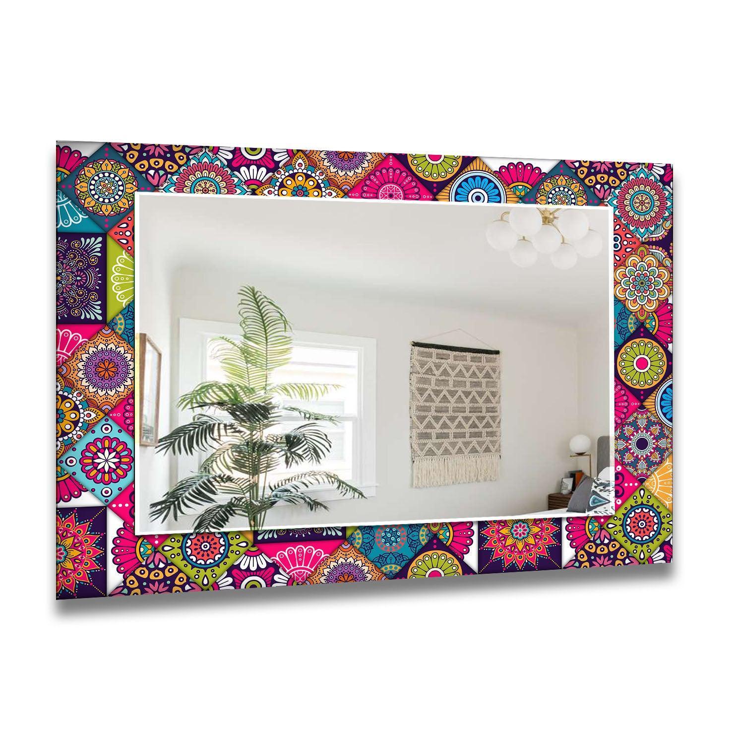 Crafted with high-quality materials, this pink and red mosaic design wall decorative mirror features durable tempered glass tiles arranged in an eye-catching pattern.